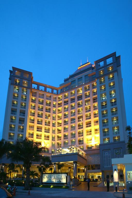 Cape Racha Hotel Si Racha Esterno foto